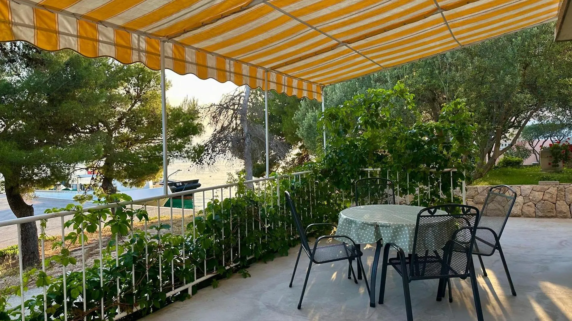 Seabreeze Mustel Apartment In Drage - Adults Only 0*,